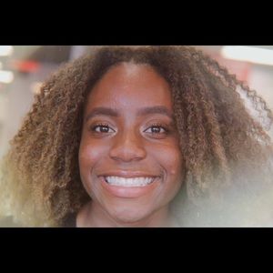 Meet your Posher, Nadia